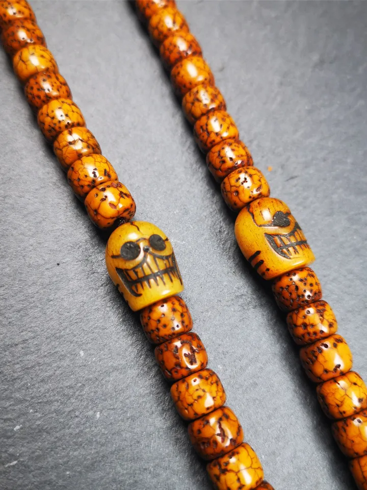 Gandhanra 1 Pair of Yak Bone Skull Beads,Marker Beads for Mala Necklace,Prayer Beads Accessories,0.4" × 0.5"