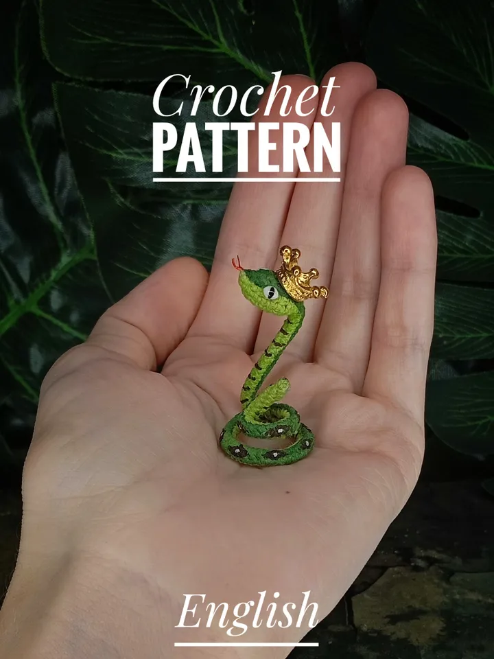 English PDF crochet pattern snake. Crochet miniature pattern. Little snake toy pattern. DIY cute toy. Pattern amigurumi
