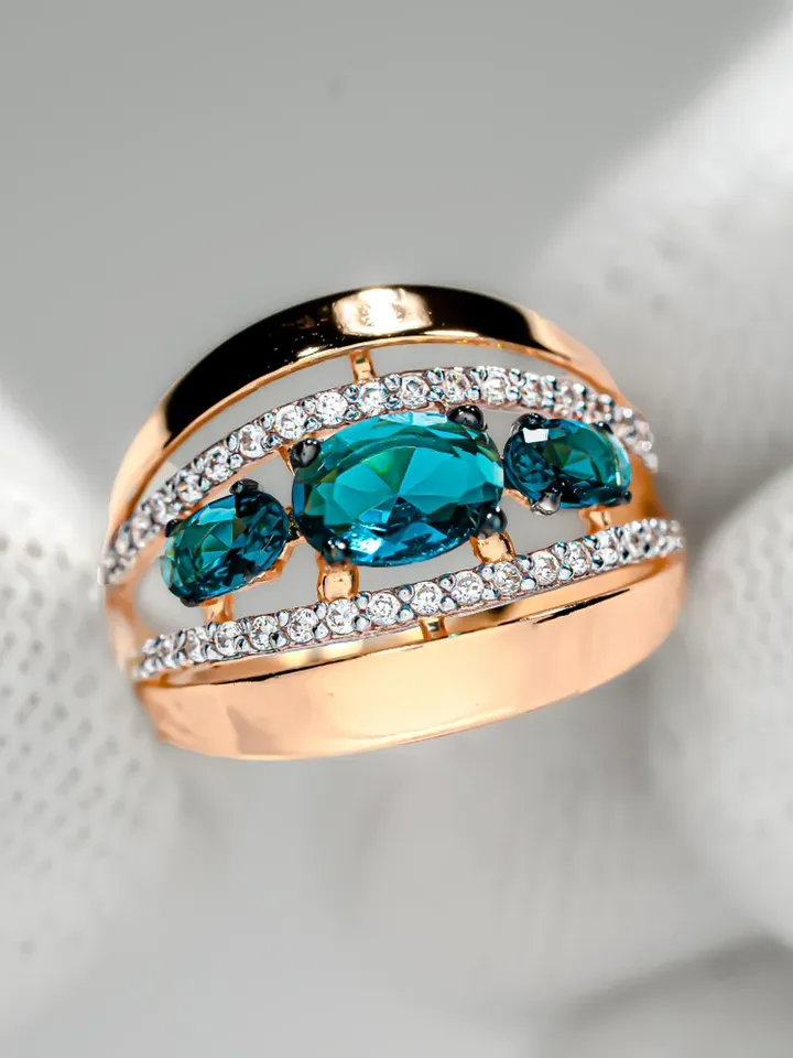 Ring Silver gold plated 925 assay value with topaz and cubic zirconia
