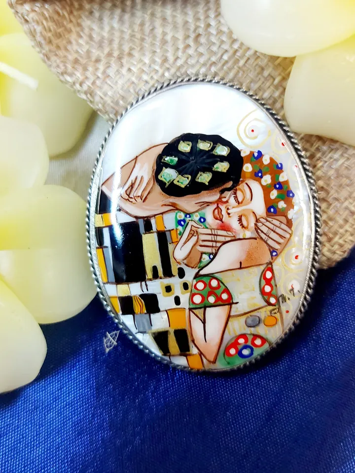 Brooches for women: Gustav Klimt "The Kiss" on handmade pin for dress, original Art Nouveau pins made from mother of pearl shell