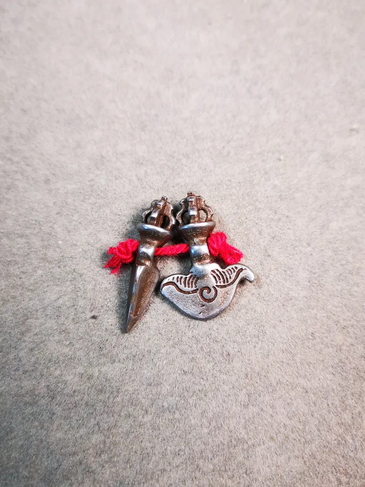 Gandhanra Antique Tibetan Amulet Pendant,Mini Phurba and Kartika(knife of the dakinis) ,for Prayer Bead Counter,Mala Accessories