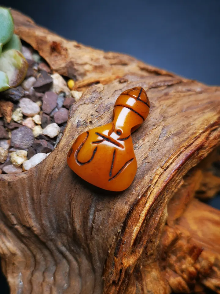Gandhanra Tibetan Amulet,Hand-carved Yak Bone Pendant, OM Symbol