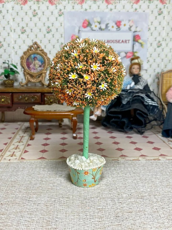 Topiary for a dollhouse. 1:12. Handmade. Plant for a doll.