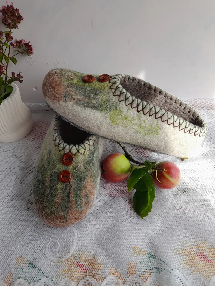 Wool slippers