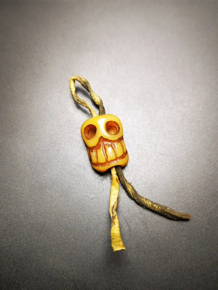 Gandhanra Tibetan Amulet,Yak Bone Carved Skull Sītavana Pendant, Hand-carved Skull Pendant Charm