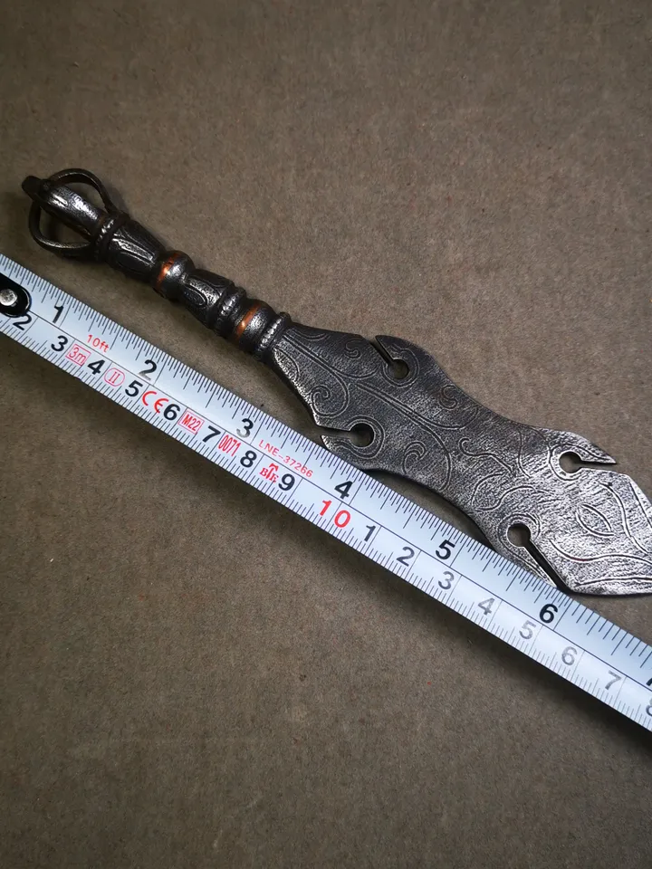 Gandhanra Tibetan Amulet Kila Dagger (Dorje Phurba),Dharma Ritual,Altar Tool,Made of Cold Iron inlaid with Copper