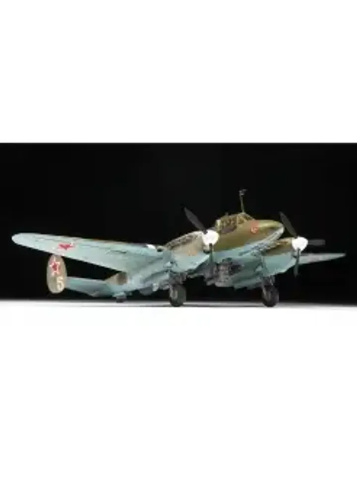 ZVEZDA Prefabricated 3D model of the Soviet Pe-2 Dive Bomber