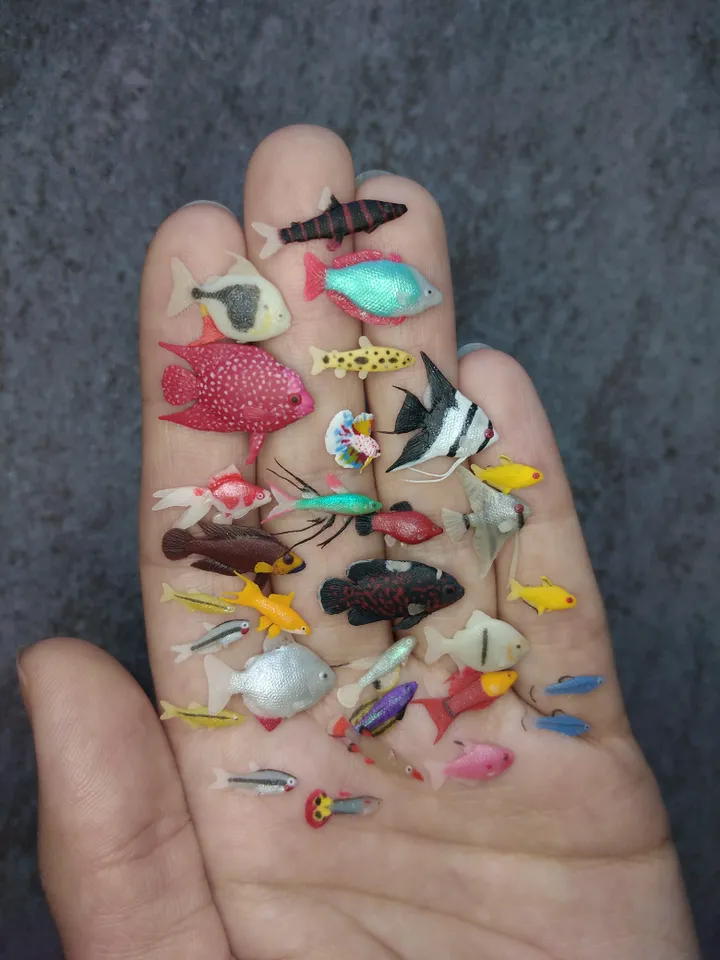 Set of miniature clay freshwater fish, tiny fish for diorama, dollhouse or resin art