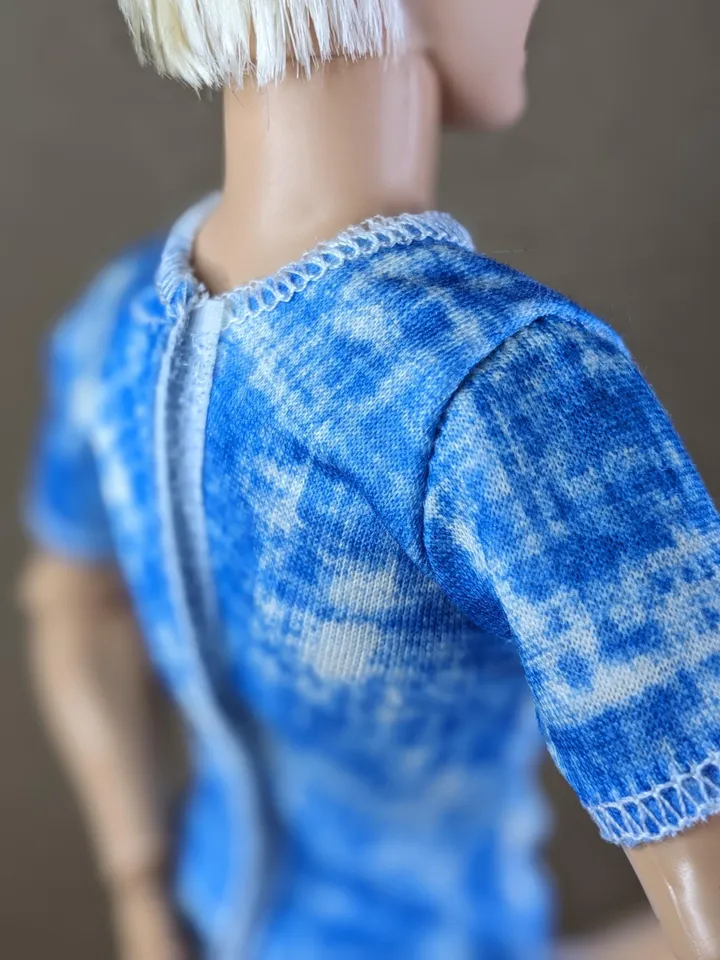 Blue printed T-shirt for 12-inch fashion male dolls