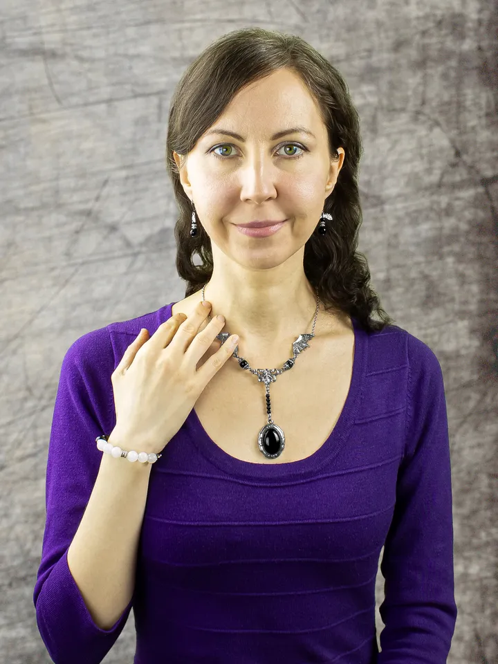 Handmade Gothic Jewelry Set with Obsidian and Moonstone â Necklace, Earrings, Bracelet