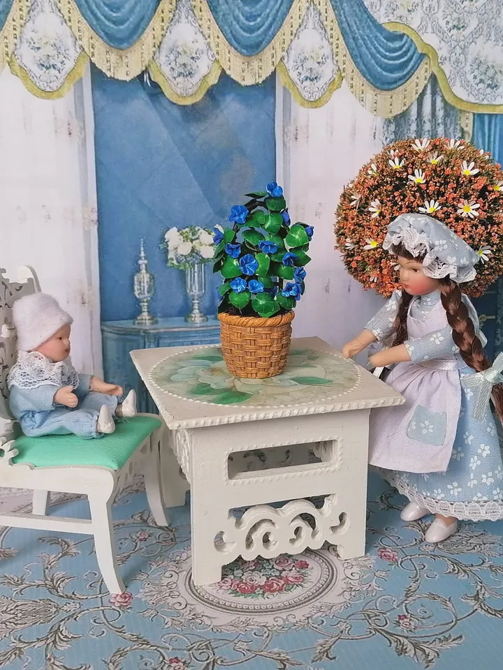 Plant in flowerpots for a dollhouse .1:12 scale.