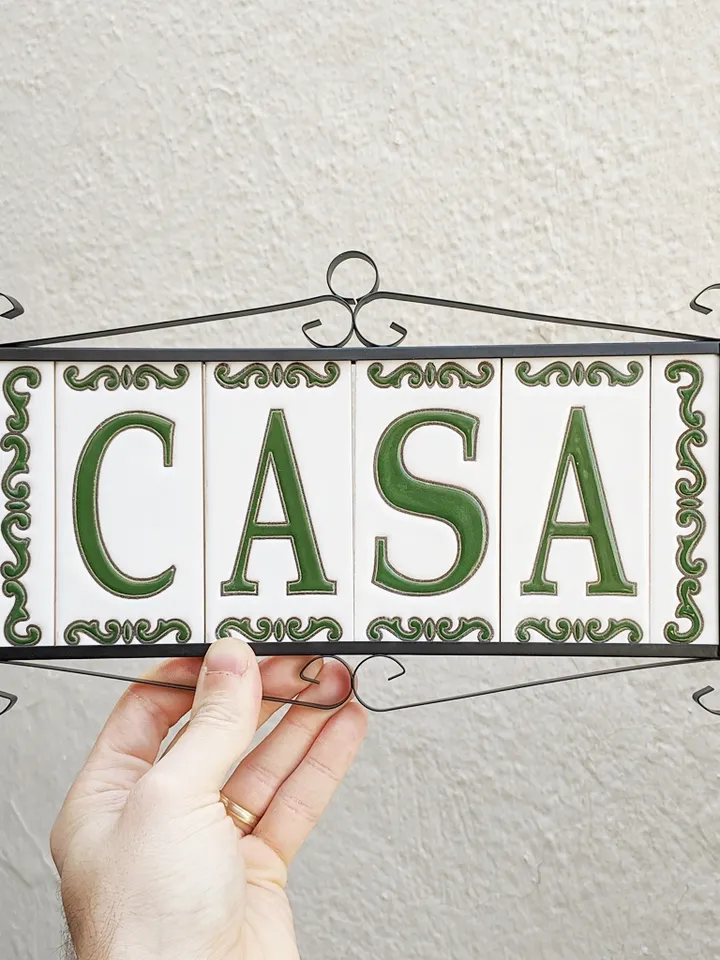 Ceramic letters and numbers 11cm (4.3") for the wall - Hand-glazed in Spain - "VERDE-CLASICA" models - Ceramic letters number -