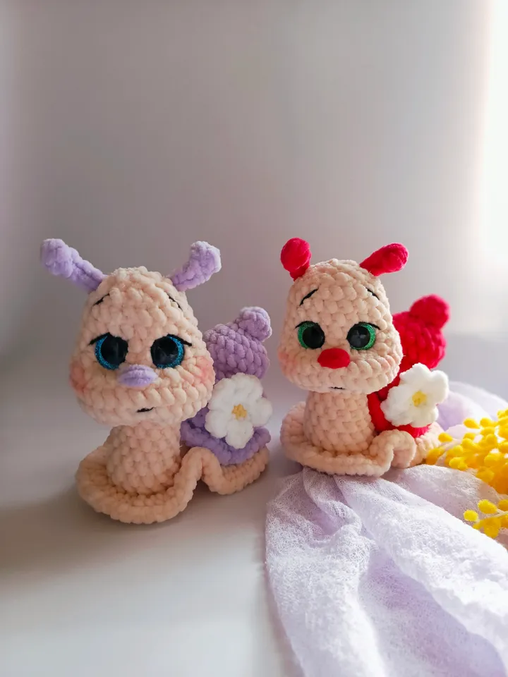 Crochet pattern snail amigurumi PDF file in ENG