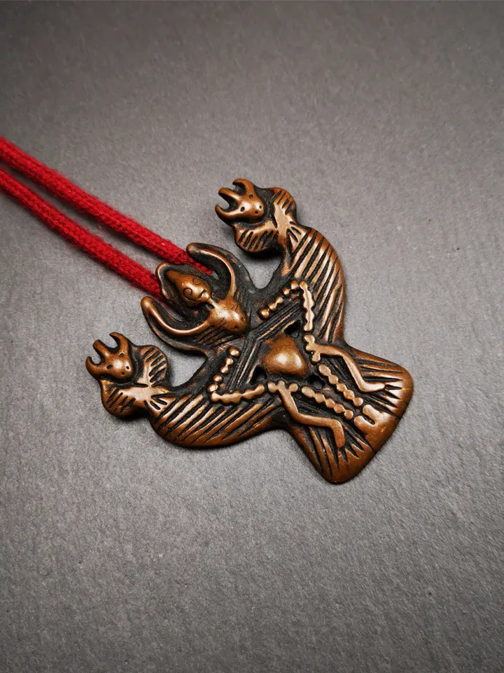 Gandhanra Antique Tibetan Buddhist Amulet,Garuda,Garula,Suparna,Golden-winged Bird Pendant,Made of Bronze,80 Years Old - 2.24"