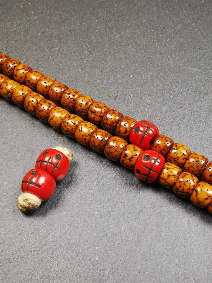 Gandhanra Old Plastic Skull Master Beads,Marker Beads for Mala Necklace,Prayer Beads Accessories,0.4&quot; × 0.3&quot;