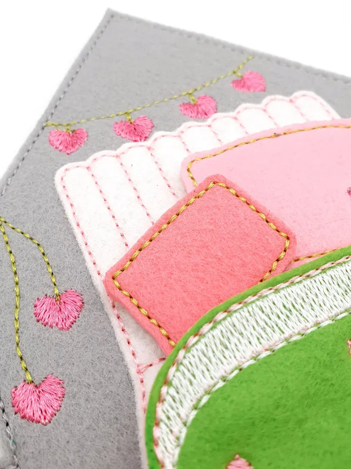 TH Dollhouse Bedroom Page Embroidery Design, Felt Quiet Book Bed Scene Pattern, 5x7 Hoop Digital File