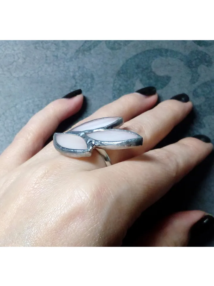 Glass spike ring, Floral ring, Stained glass ring, botanical ring, Leaf branch ring, Elven ring