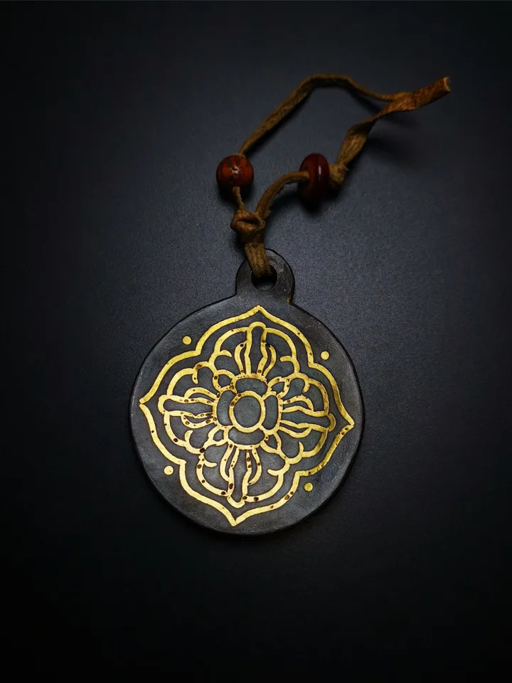 Gandhanra Handmade Tibetan Buddhist Amulet,Melong Mirror, SIPAHO(srid pa ho),Mandala Badge,Unique Cross Vajra Pattern