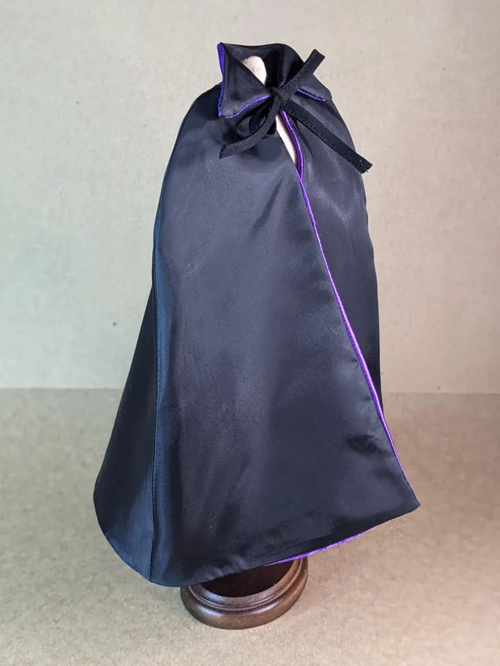 Handmade two-sided black & purple Halloween Vampire cape for 11 inches fashion dolls