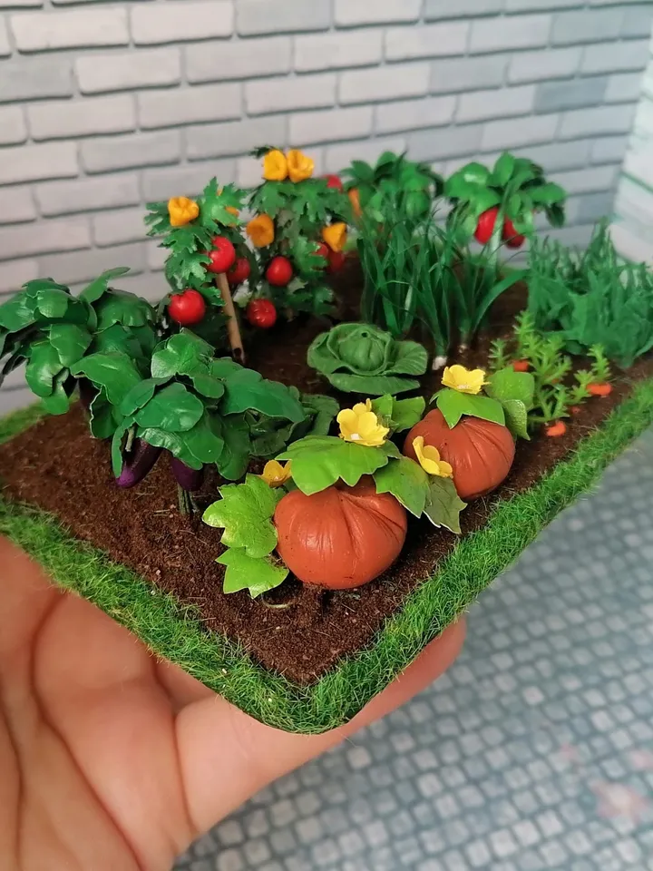 Vegetable bed for a dollhouse in 1:12 scale. Dollhouse miniature. handmade. 1:12.