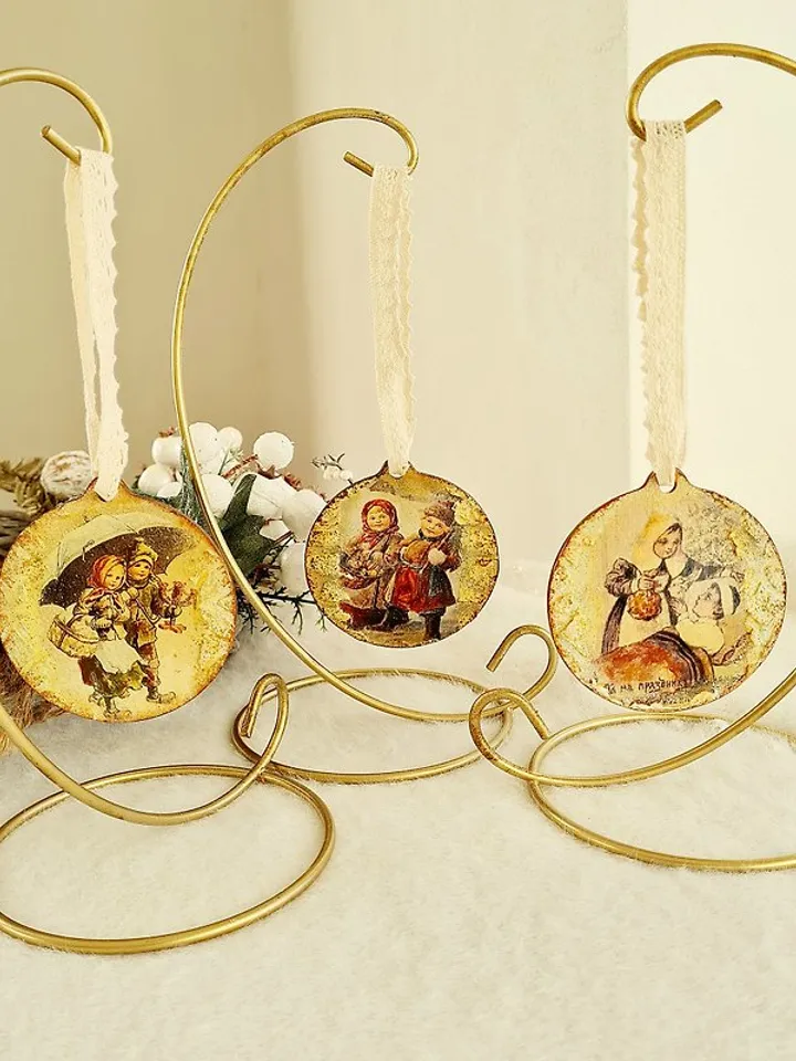 Set of 6 Christmas ornament Small wood slice ornament Handmade tree decoration