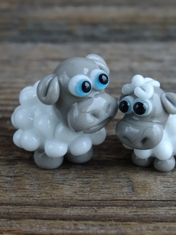 GLASS FIGURINES Sheep figurine Glass sheep Miniature sheep tiny sheep Tiny glass animals Nativity scene Terrarium Dollhouse miniature