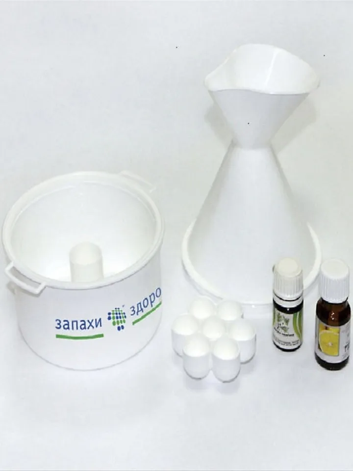Steam inhaler Odors of Health. The inhaler is warm.