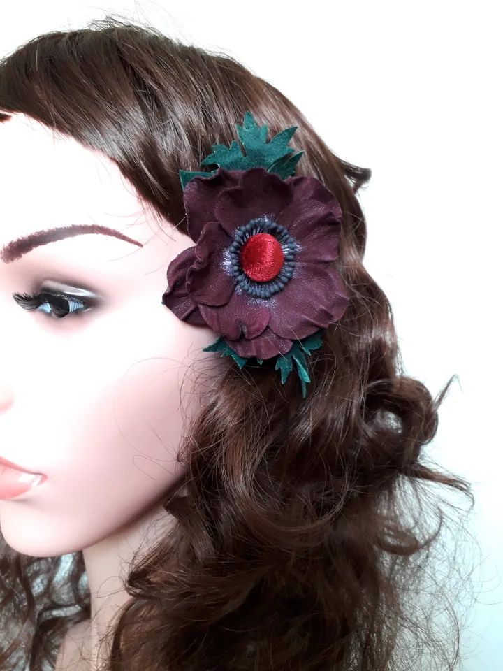 Bordo color leather brooch for her, Leather women's jewelry, art. 14