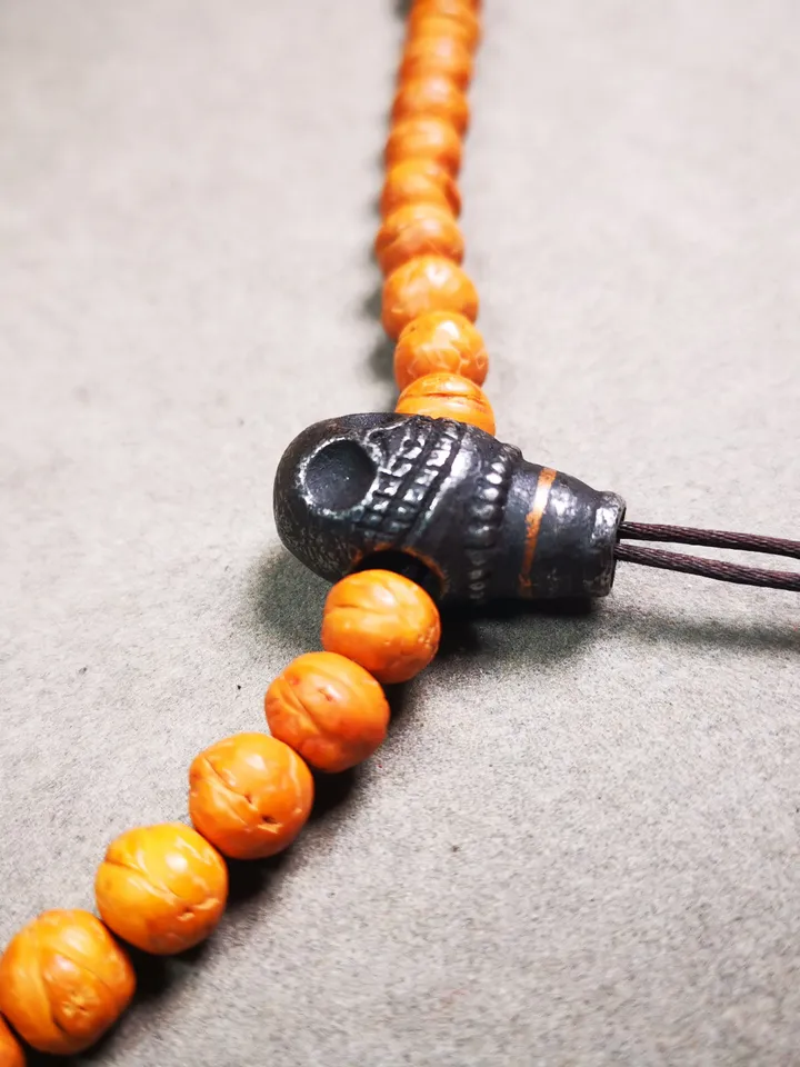 Gandhanra Tibetan Cold Iron Guru Bead,Skull Shape T-drilled 3-Hole Prayer Bead,Mala Bead,Connector Bead for Buddhist Bead Accessories
