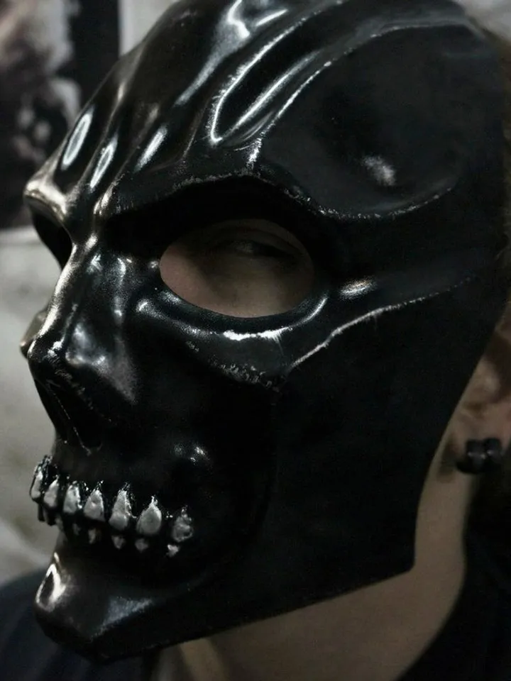 Scull mask - Adult mask - custom made mask - masquerade mask - sculptural - larp