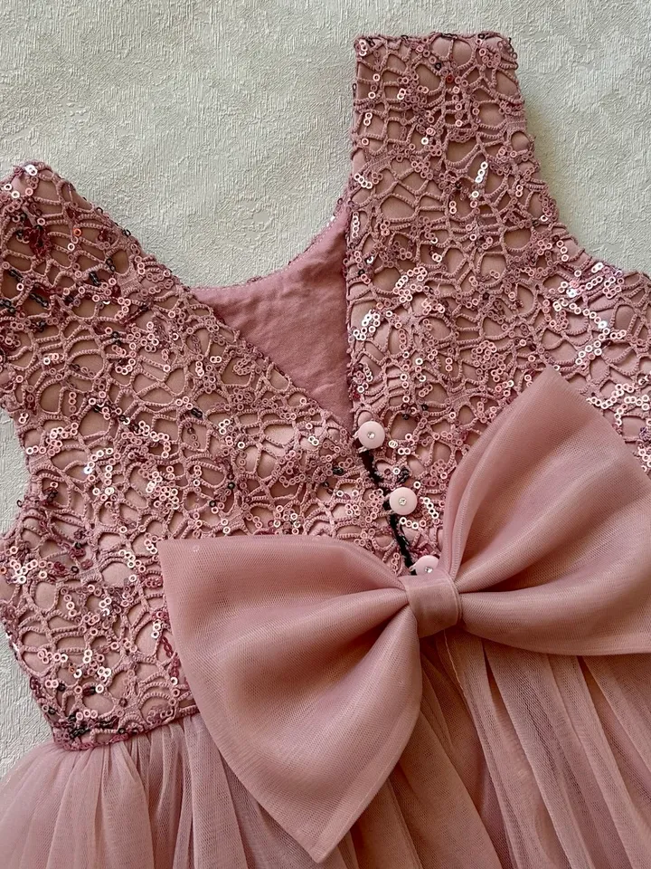 Baby girl dress, birthday dress, Pretty dress.