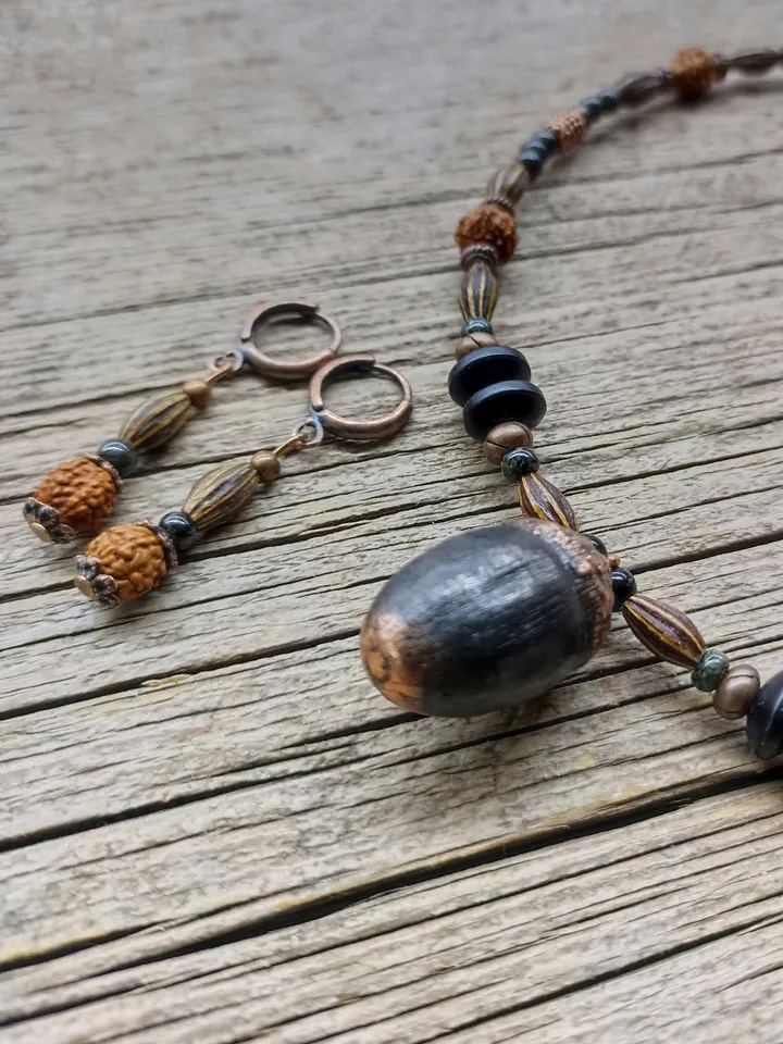 Acorn necklace brown and copper color Choker with real electroformed acorn, silverberry seeds and rudraksha on memory wire