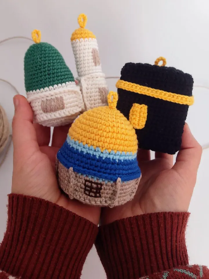 Ayasofia, Endinesia, Pakistan, Mosque Amigurumi Masjid al Nabawi Crochet, Amigurumi Baby Mobile Kaaba, Muslim Gifts, Ramadan Home Gifts