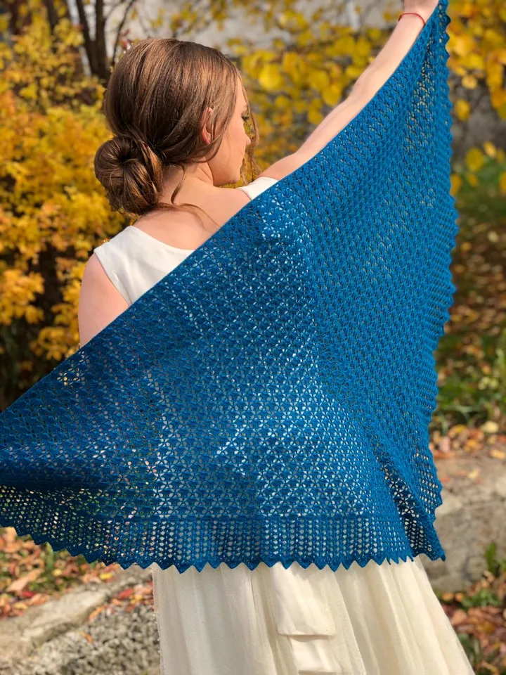 Navy blue bridal cape handmade, 30th birthday gift for women, lace bridal shrug, mother in law gift, merino wool shawl