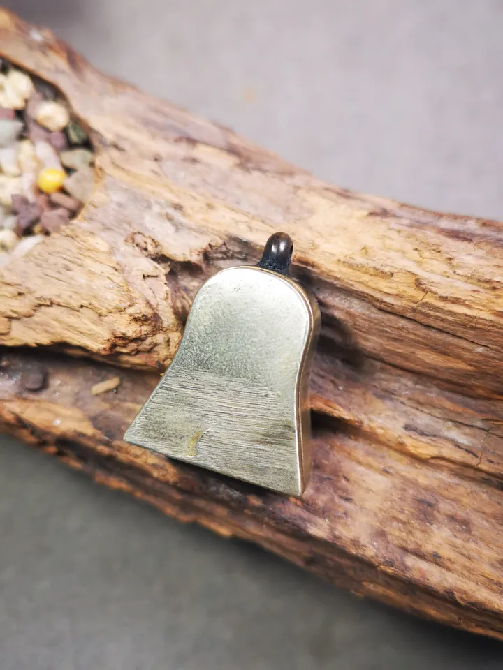 Gandhanra Antique Handmade Gau Ghau Shrine, Je Tsongkhapa,Losang Drakpa,Je Rinpoche,Mini Tibetan Buddhist Altar Amulet Pendant