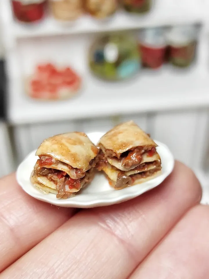 Realistic miniature 1 12 - Miniature food - Dollhouse Lasagna - dollhouse miniature - mini food - food for dolls