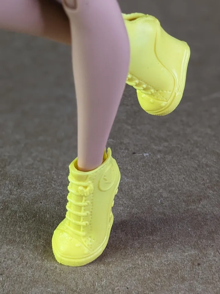 Yellow wedge heel boots for 11 inch female dolls (MH g1, g2 or EAH)