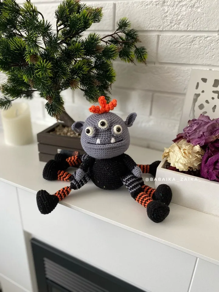 PDF Crochet Spider Monster Pattern, Amigurumi Halloween Toy, Cute Crochet Spider, DIY Crochet Monster, Spooky Amigurumi Doll Halloween Decor