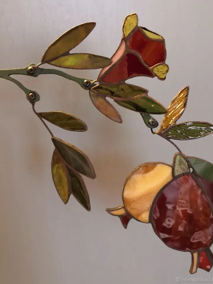 Tiffany Stained Glass: Small Pomegranate Twig, Miniature Pomegranate Branch in Tiffany Style, Tiffany-Style Stained Glass Pomegranate Twig, Small Pomegranate Ornament – Tiffany Technique, Compact Pomegranate Branch in Stained Glass