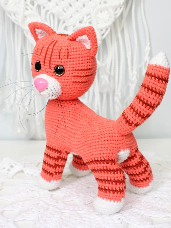 Cat crochet pattern PDF in English Realistic Kitten amigurumi toy crochet tutorial