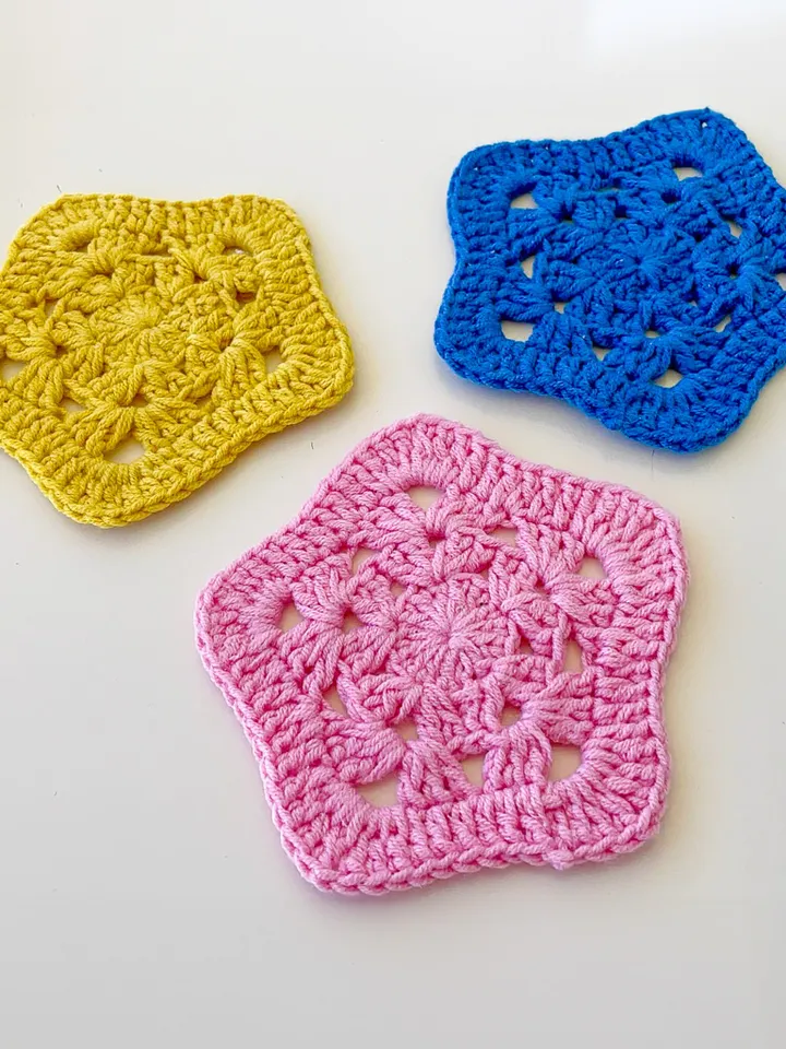 Simple Star Pattern Crochet PDF - Xmas Decor, Star, and Tree Designs - Quick and Easy PDF Tutorial for Beginners