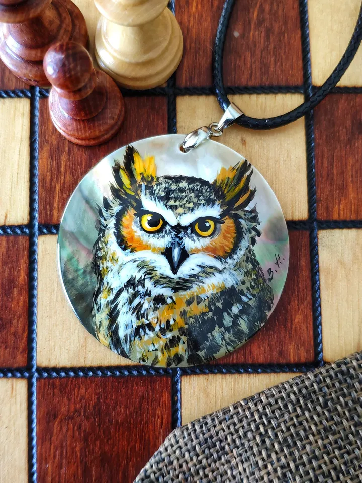 Pearl pendant necklace: Wise and Mysterious Eagle owl on handmade lacquer pendant • Statement wild bird • Aesthetic boho ethnic owl necklace