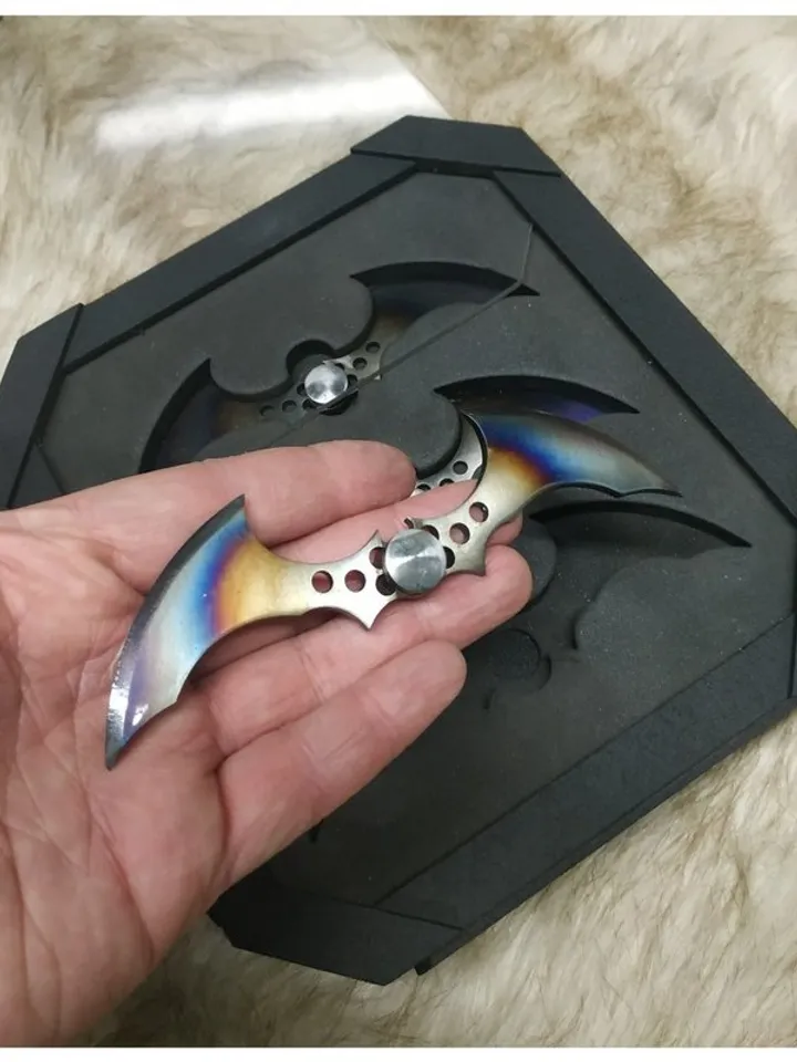 Batman cosplay - Batarang - a set of batarangs - made of steel - One unit is a 3
