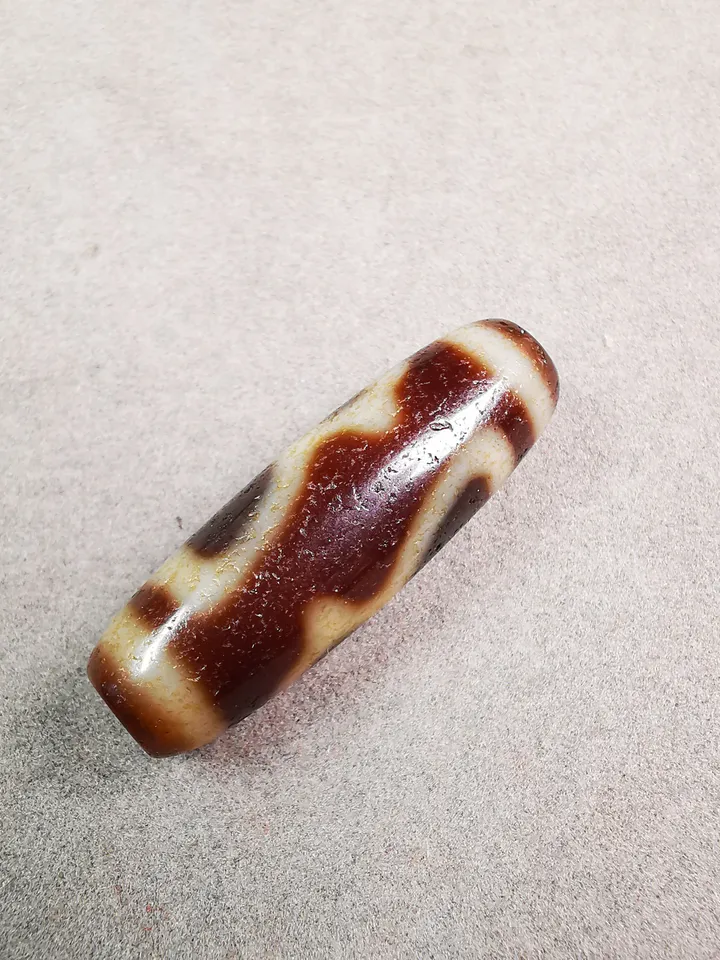 Gandhanra Tibetan Kubera Dzi Bead,Tibetan Chung,God of Wealth Amulet,Small Size 35*11 mm
