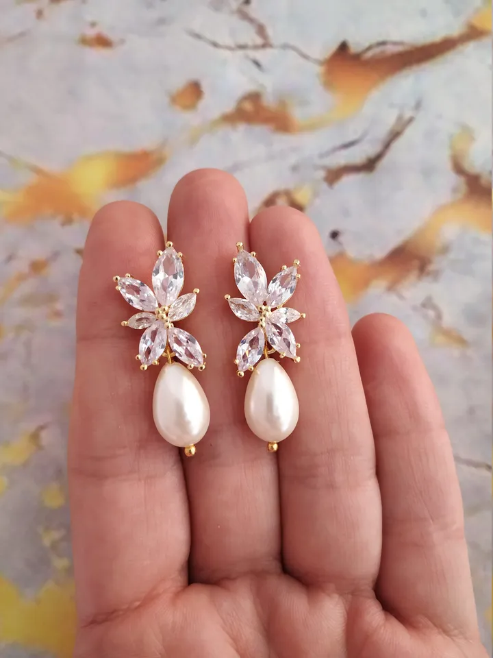 Swarovski Crystal Wedding Earrings, Pearl Bridal Earrings, Rose Gold Wedding Earrings, Vintage Style CZ Wedding Jewelry For Bride Gift