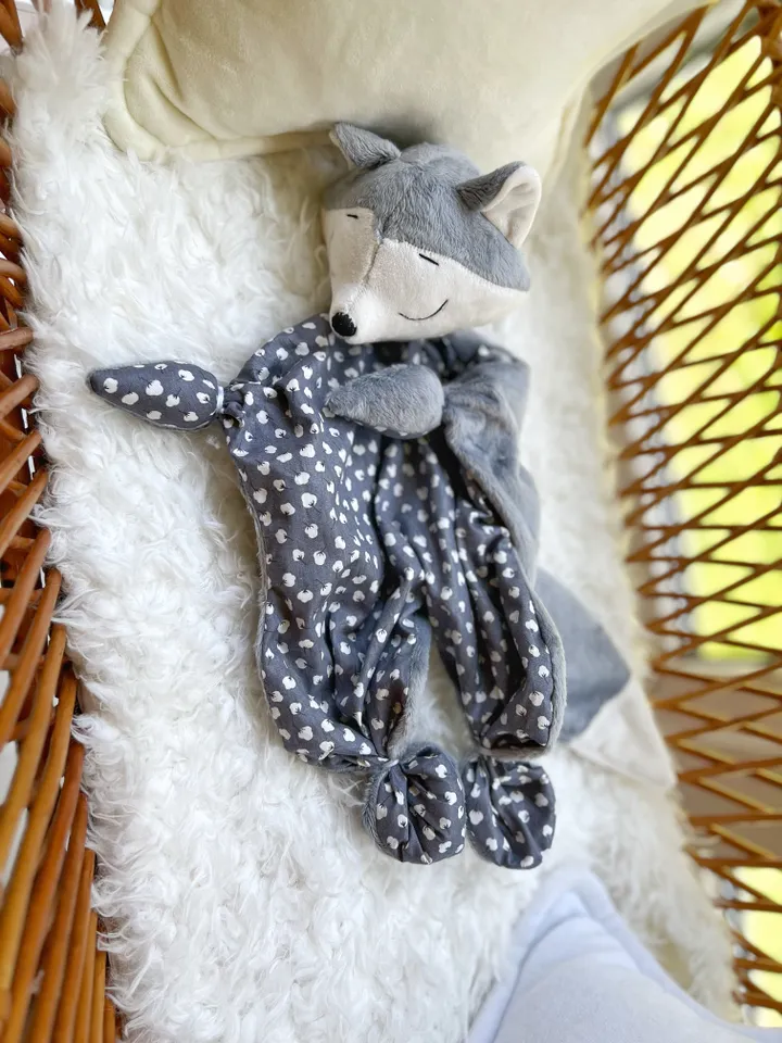 Baby lovey wolf comforter