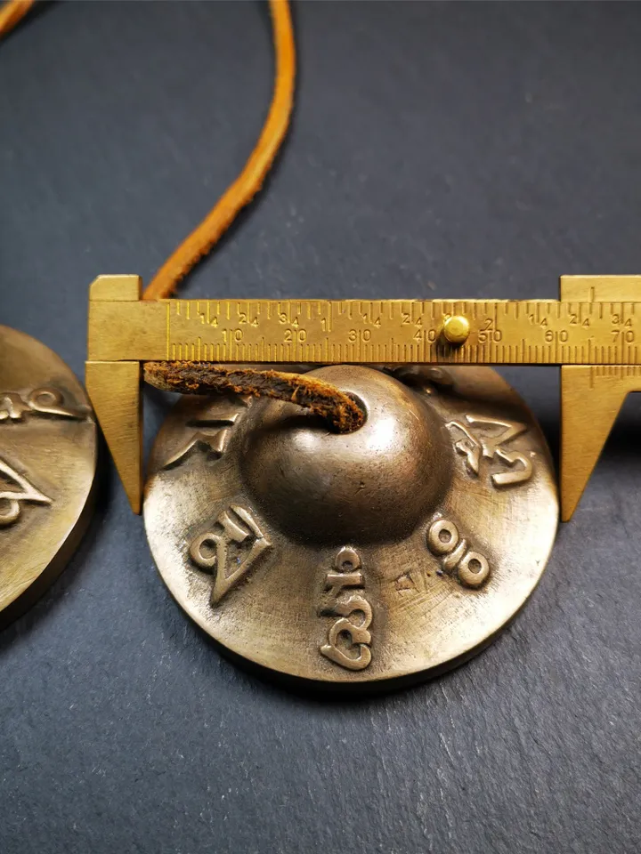 Gandhanra 6.5cm Tibetan Cymbals,Tingsha Bell,Buddhism Ritual Implement,Handmade in Nepal,Om Mani Padme Hum Mantra