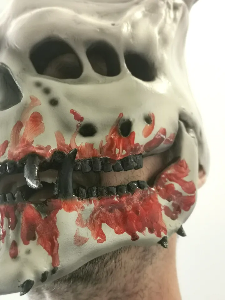 Three-eyed demon mask with moving jaw and bloody mouth, resin skull mask, demon skull, halloween mask scary, custom cosplay mask