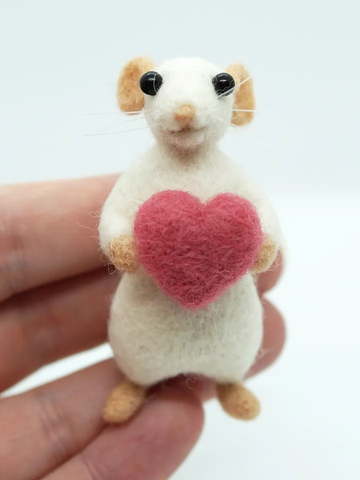 Jerry the mouse, miniature needle felted mouse with a heart, made to order