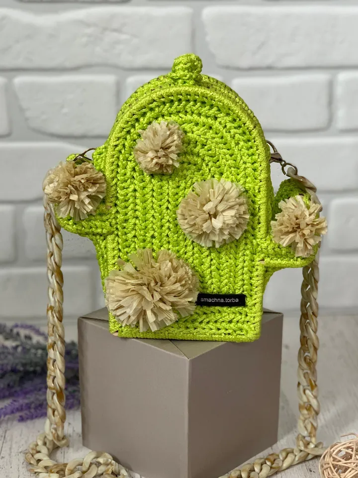 Green bag cactus, small crossbody purse, boho cottagecore bag, wallet crossbody, crossbody box bag, vegan phone crossbody, woven, drawstring